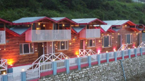 Rooftop Cottages & Restaurant, Pangot